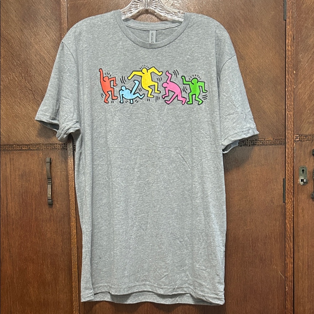 Gray T-Shirt with Colorful Free Dancing People Figures size L